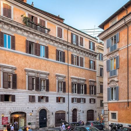 Fabuloucity Fontana Di Trevi Рим Екстериор снимка